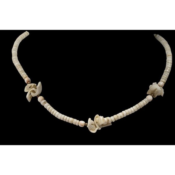 Vintage 90s White Shell Chip Beaded Necklace - Picture 2 of 6